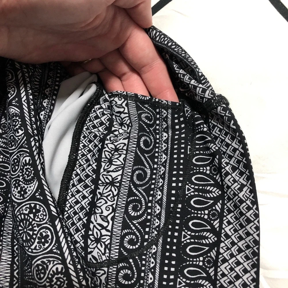 Lululemon leggings - Picture 4 of 5